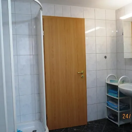Δωμάτια σε οικογενειακή κατοικία Am Mehliser Markt